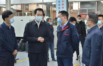 Secretary of Wangcheng District Party Committee visited Xiangyi Centrifuge